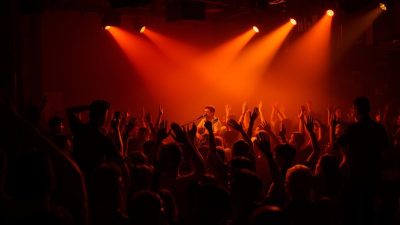 konser musik indie